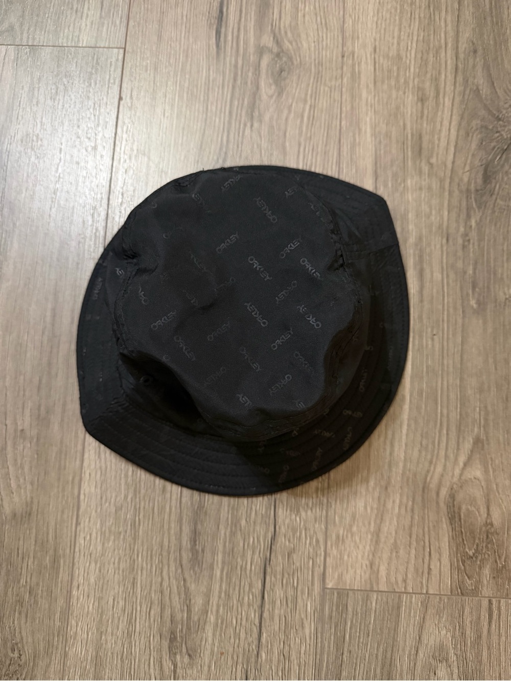 Oakley Black Mesh-Lined Bucket Hat